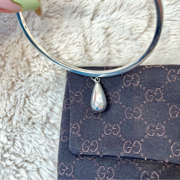 Gucci Sterling Silver Teardrop Bangle Bracelet Full Inclusion - Picture 9 of 13